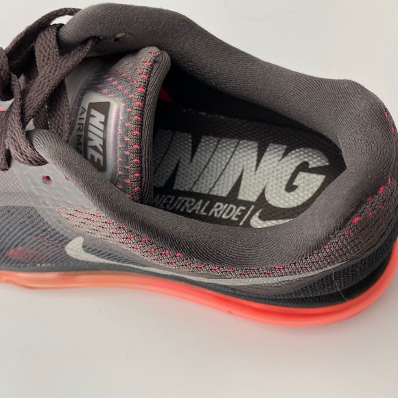 Nike Air Max Dark Volt621078-200 Running Shoes 7.5 - Picture 9 of 13